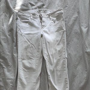 white skinny jeans
